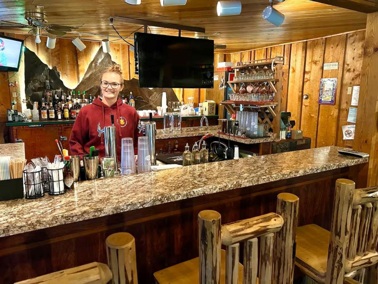 Triple G'S Resort - Cabin 3 Pinnacle Екстер'єр фото